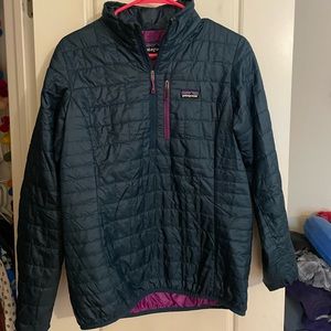 Patagonia down puffer pullover